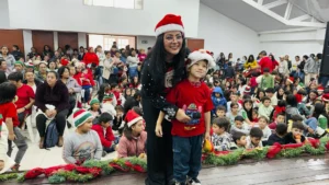 Más de 750 personas de nuestra comunidad se unieron para compartir alegría y amor en este gran evento. Agradecemos a Dios por permitirnos vivir un día tan maravilloso y por cada uno de ustedes que hizo posible este encuentro.